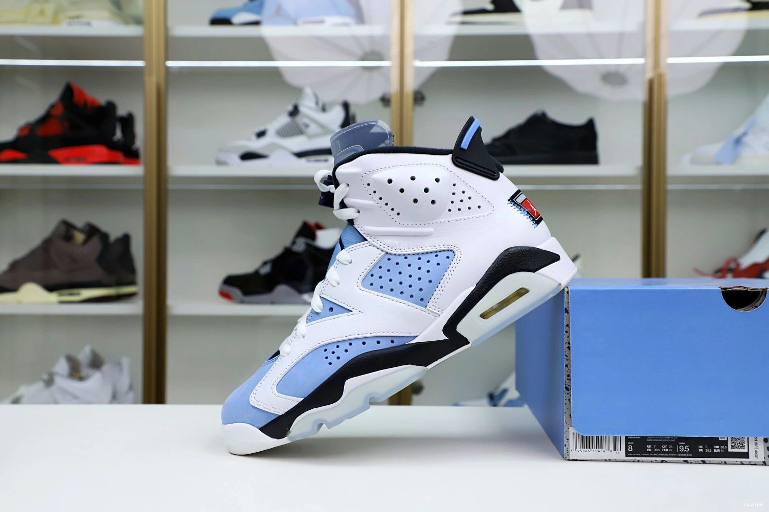 6 AIR 'UNC RETRO JORDAN HOME' 1103